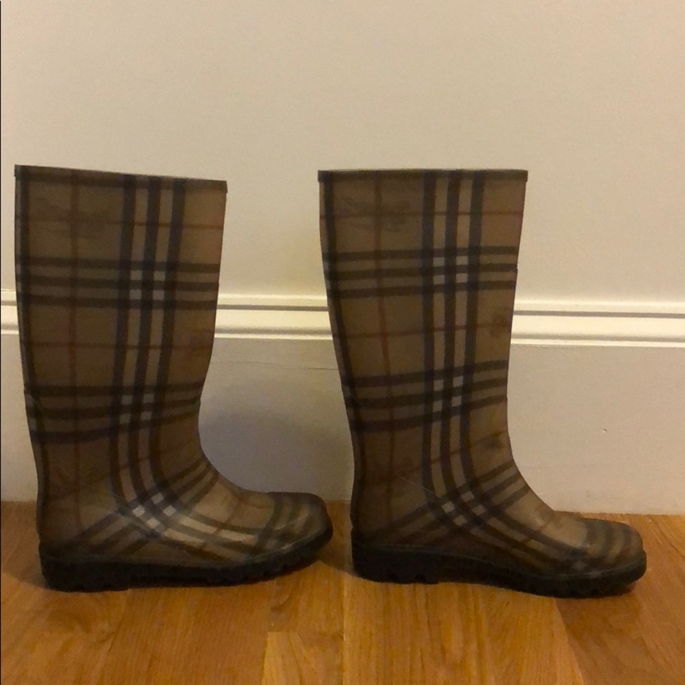 Burberry rain boots